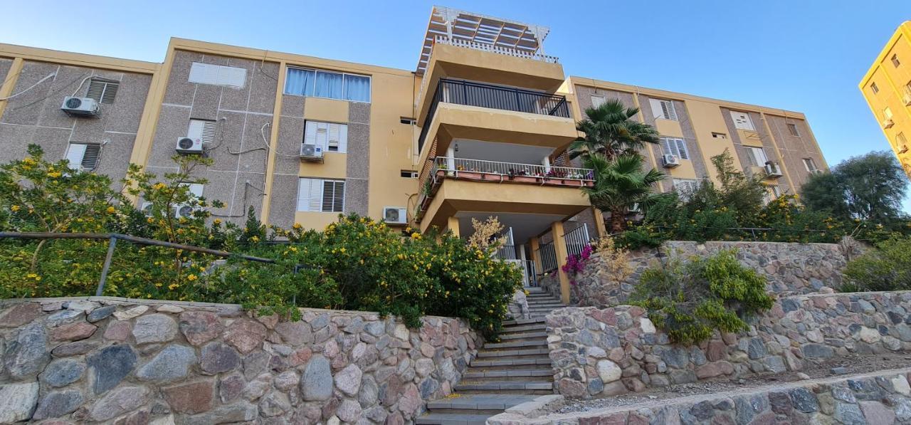 Yuval Holidey Aprtment Eilatアパートメント エクステリア 写真